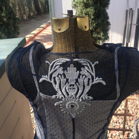 Dress - Picture 4 of 4